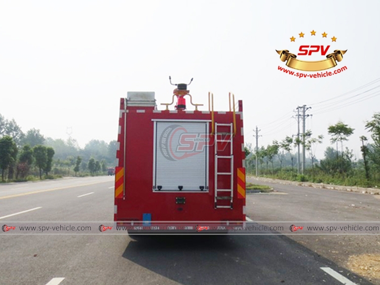 Foam Fire Engine Truck DONGFENG - Rear Side View